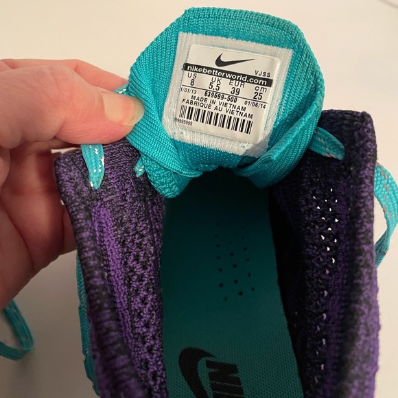 Nike Flyknit Chukka - Picture 5 of 7